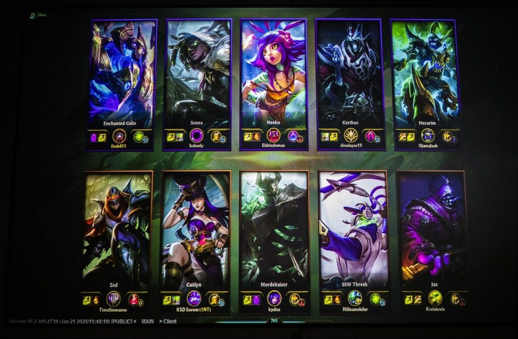 league of legends loading