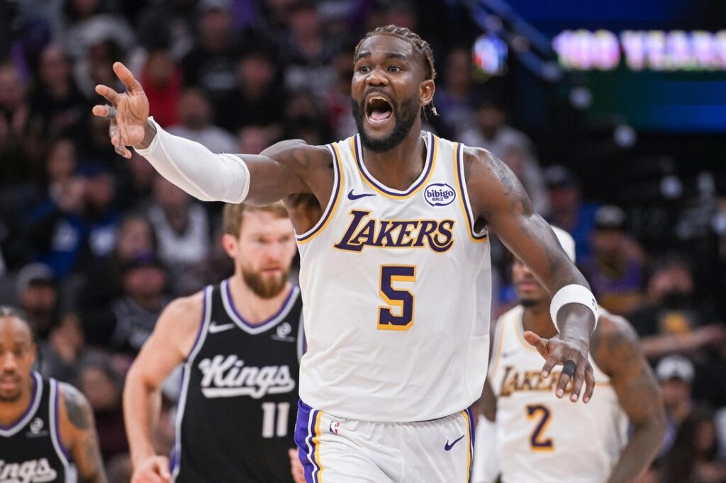 deandre ayton react