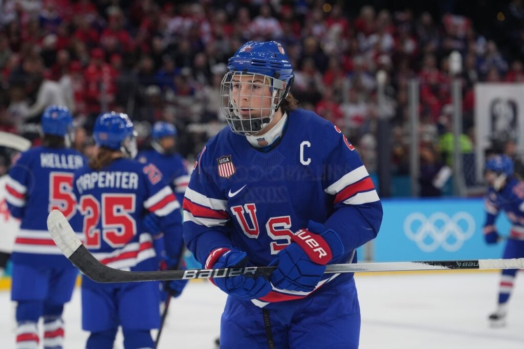 hilary knight