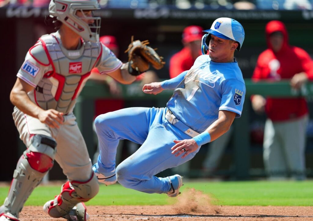 Phillies, Royals